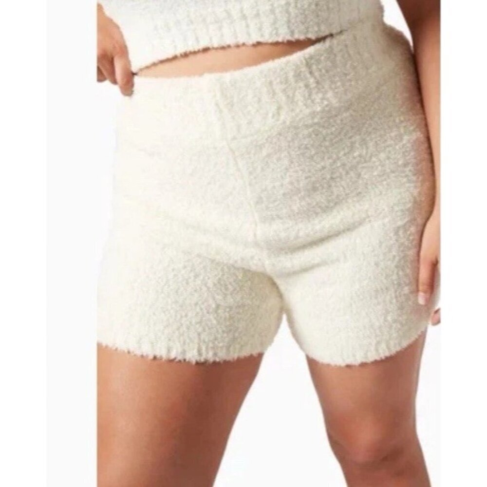 Skims Cozy Knit Shorts Womens Sherpa Pull On Casual Ivory White 2X/3X NWT